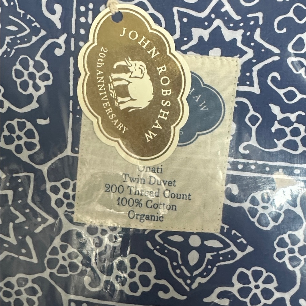 2 John Robshaw Blue and White Duvet Cover Two - Picture 3 of 3